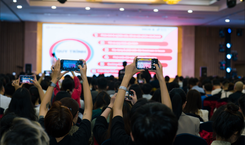 Sự Kiện "Đón Sóng Facebook Reels – Tiktok Vạn Đơn" Sự Kiện "Đón Sóng Facebook Reels – Tiktok Vạn Đơn"